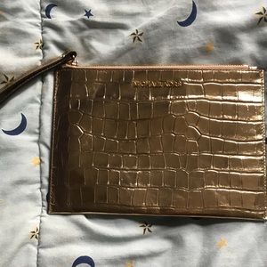 Micheal Kors Wristlet